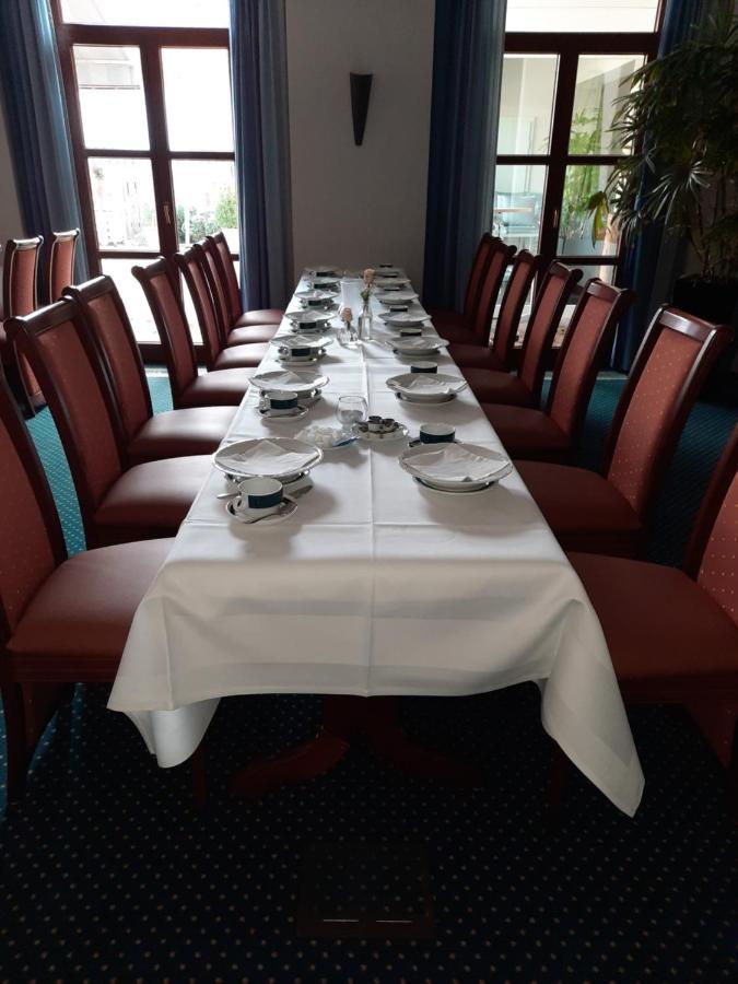 Hotel Schloemer 克洛彭堡 外观 照片